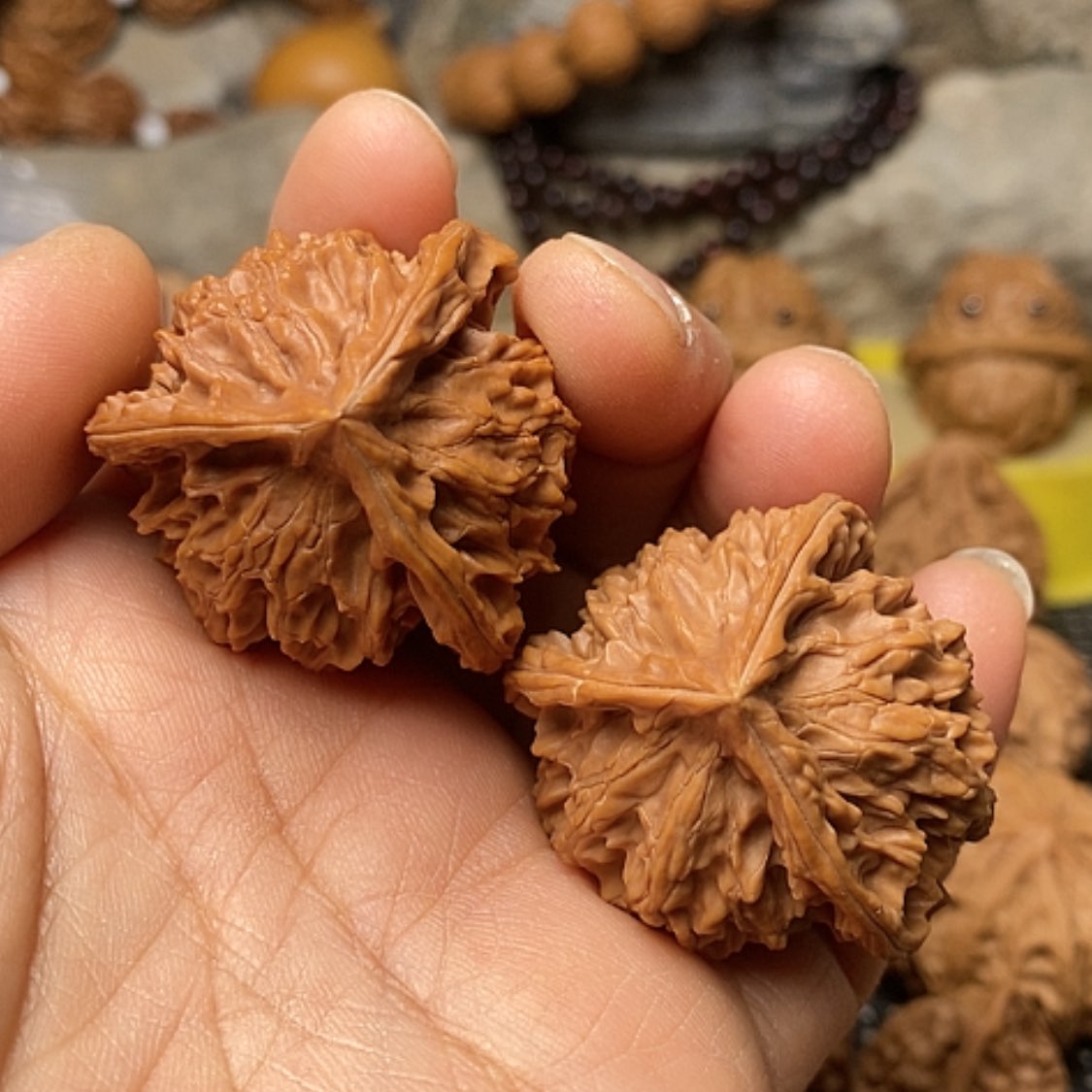 【闪购商品】把件文玩核桃高*三棱盘山36