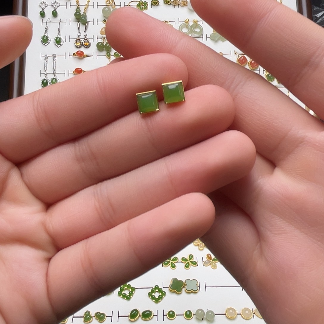 银S925镶嵌和田玉耳饰