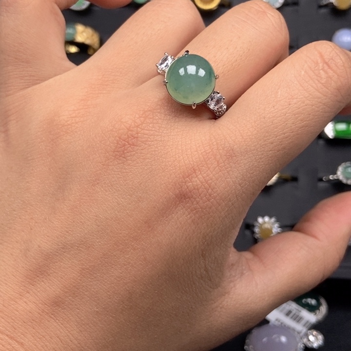 翡翠未镶嵌戒指戒指