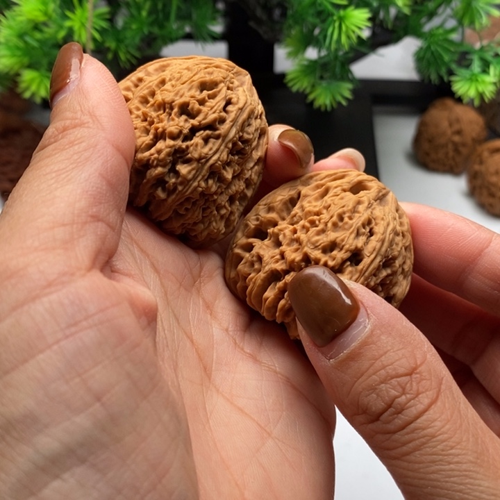 木质文玩核桃南疆石