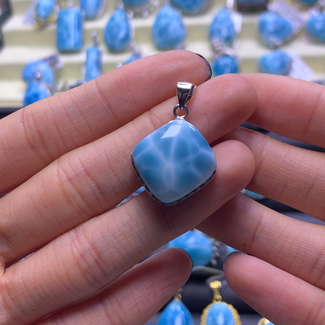 针钠钙石（海纹石）未镶嵌颈饰蛋面吊坠