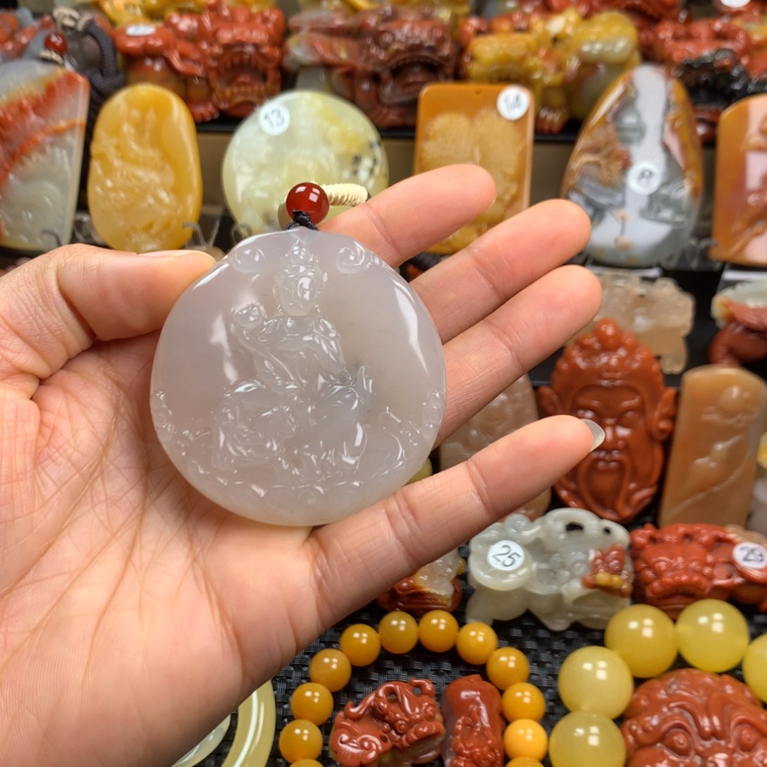 石英质玉（黄龙玉）挂件未镶嵌