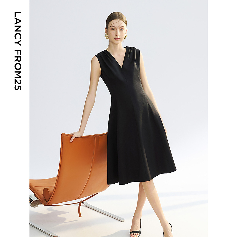 【粉丝专享】朗姿无袖v领收腰a字伞摆轻礼服小黑裙2025年夏季新款赫