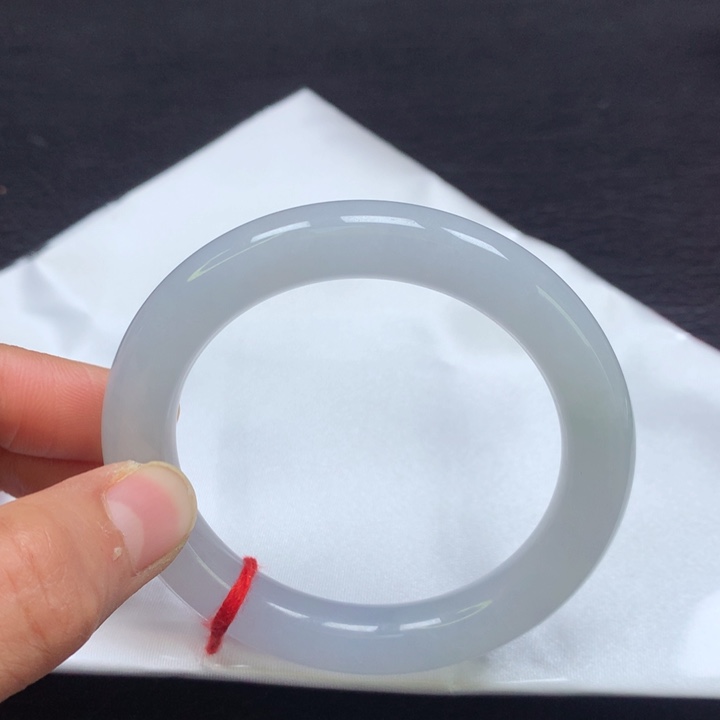 翡翠手镯（圆镯）未镶嵌53➕