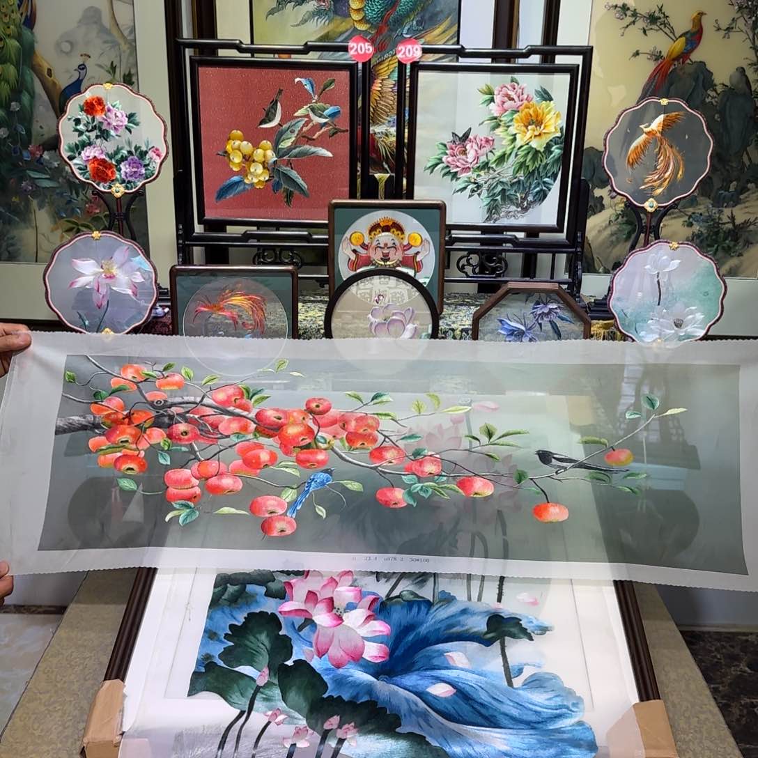 刺绣刺绣工艺精湛