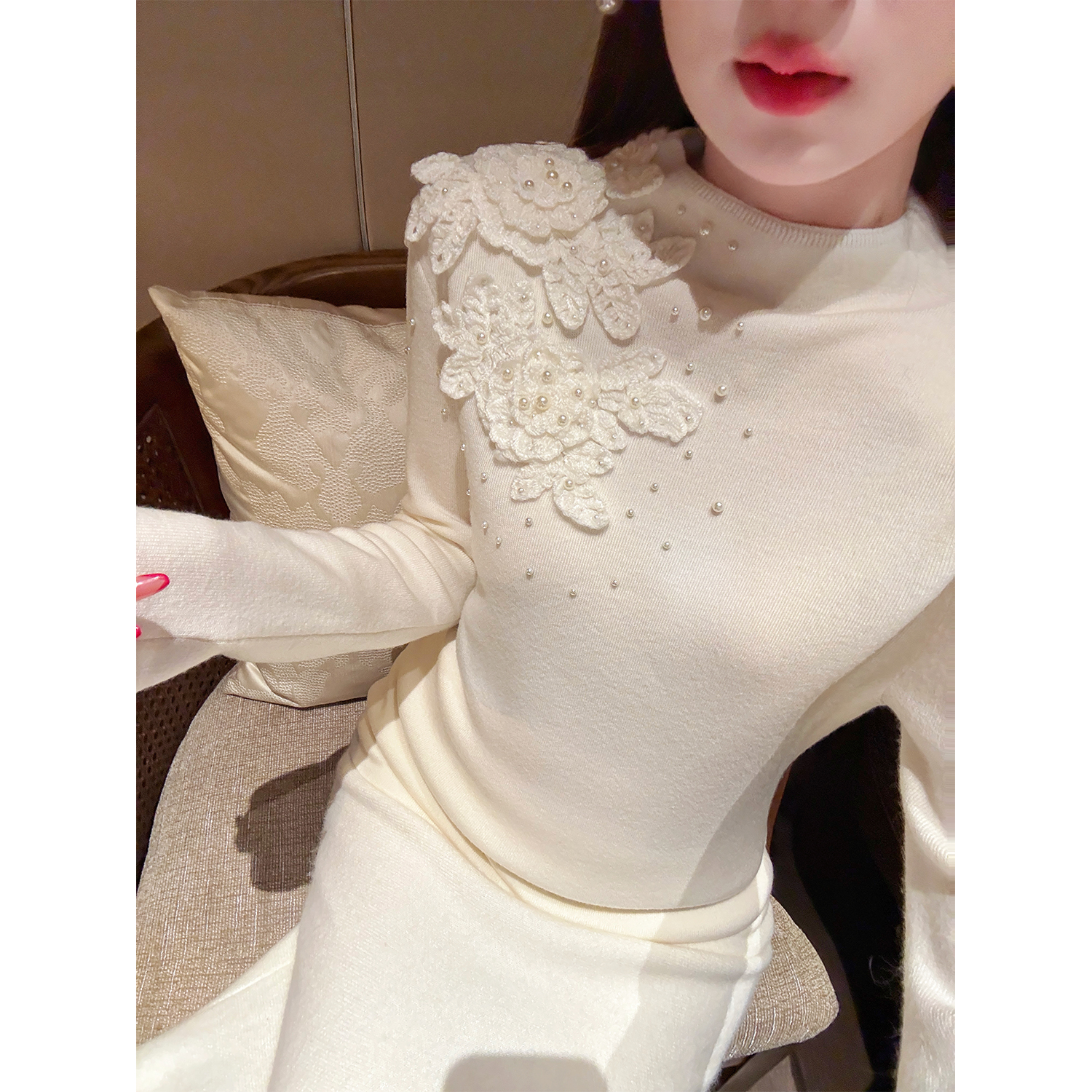 盈瓷品质｜重工钩花 立体钉珠荃羊毛针织衫软糯修身内搭 25FW1307