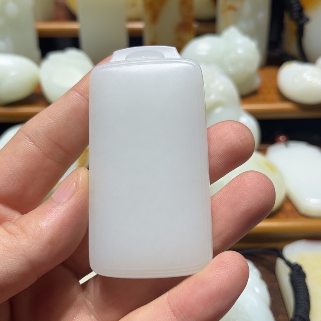 和田玉挂件未镶嵌?****?