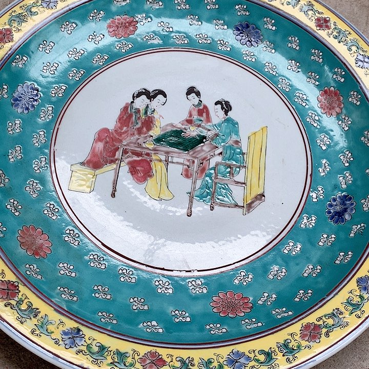 瓷片我也好可爱的啊哈。