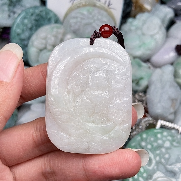 颈饰未镶嵌翡翠翡翠