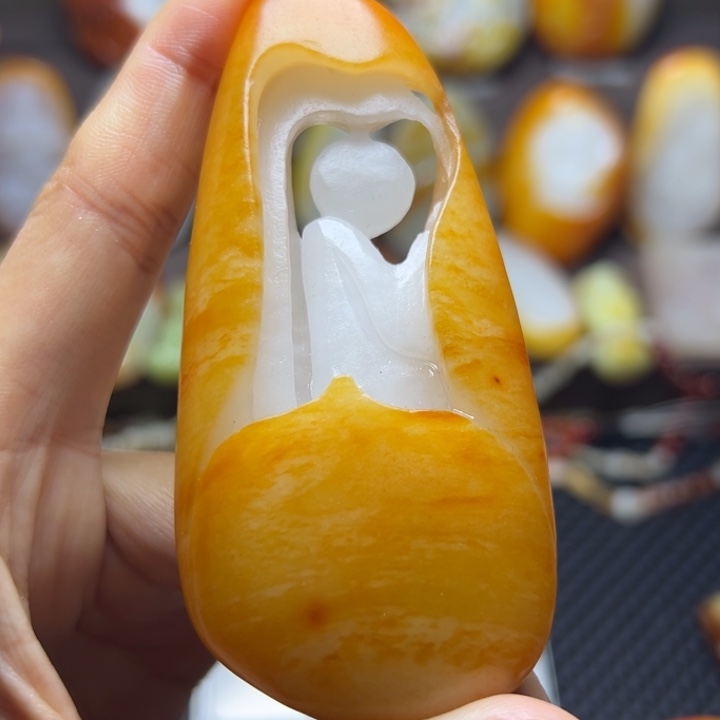 和田玉未镶嵌颈饰