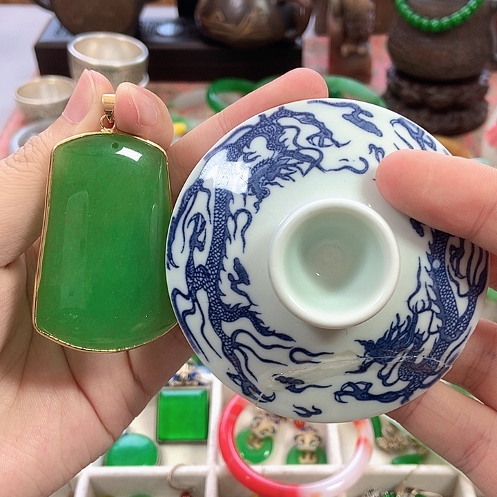 瓷片毕竟哈哈哈哈就江河湖海
