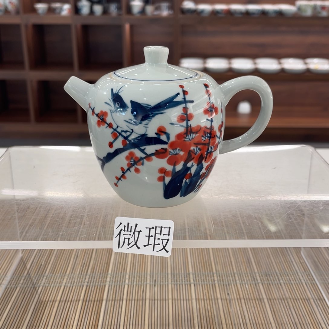 釉下手绘茶具微瑕