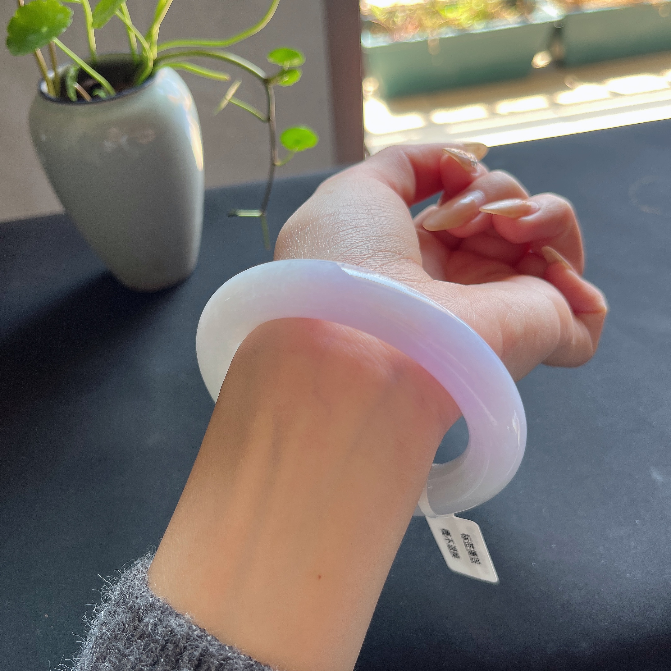 A货缅甸玉石手镯春彩紫罗兰圆条春色牛奶底少女直播间玉手镯