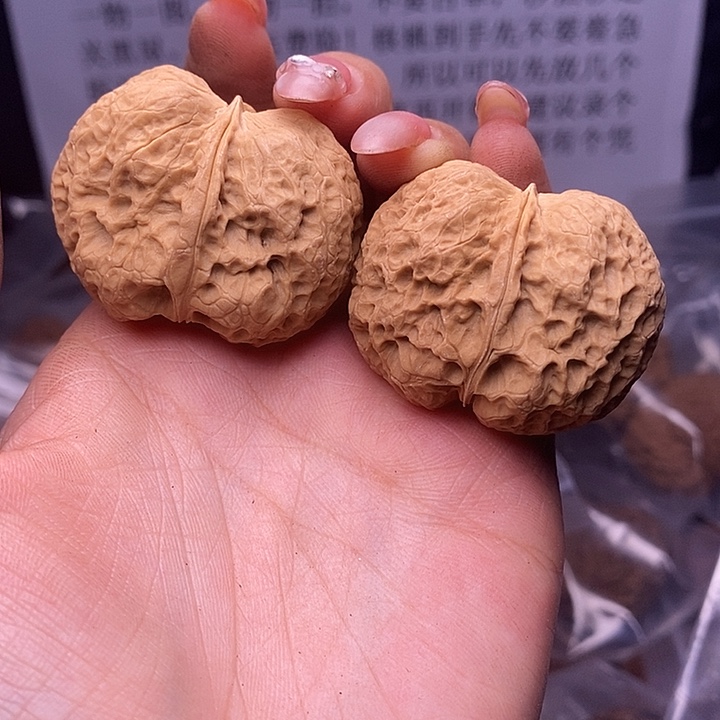 核桃云南野生铁核桃80号42mm