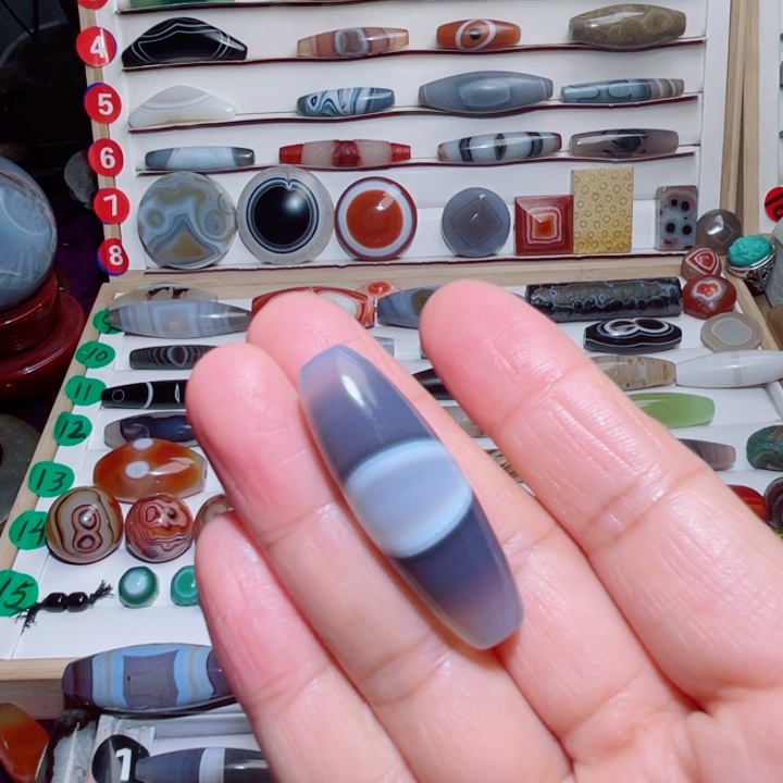 玛瑙/玉髓颈饰未镶嵌