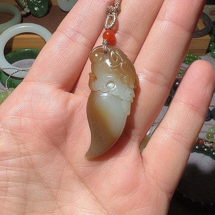 和田玉未镶嵌挂件