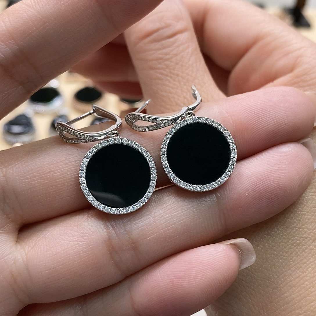 翡翠颈饰18K金镶嵌墨翠