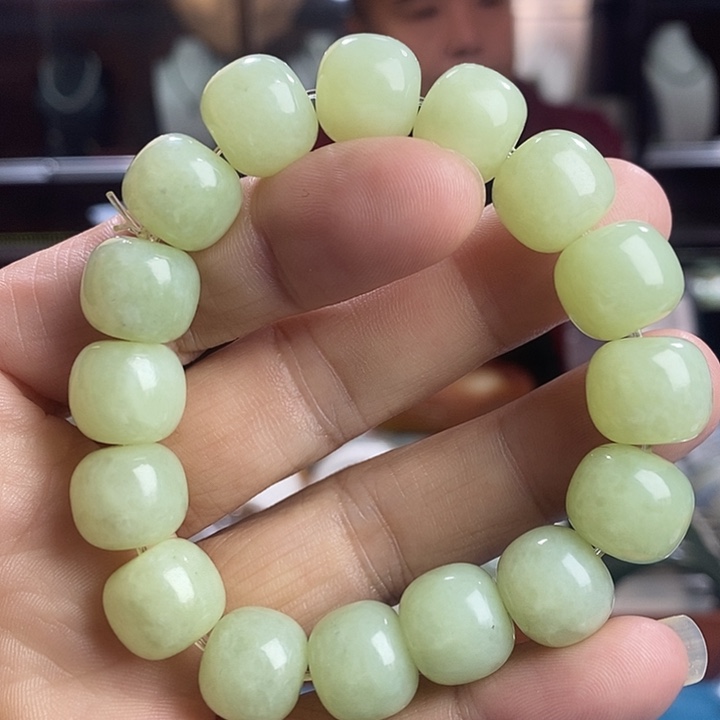 和田玉未镶嵌手串