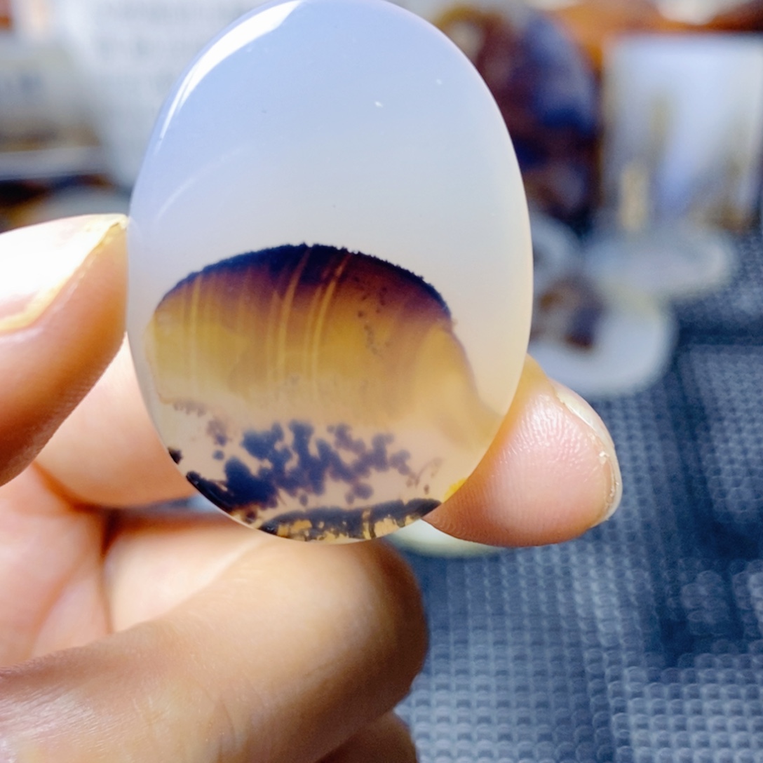 玛瑙/玉髓未镶嵌珠宝奇石