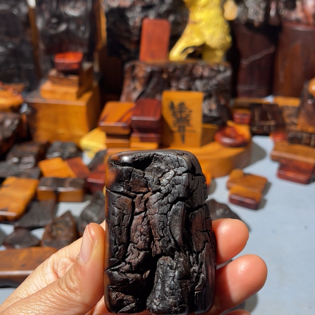 鰰直播间默认木料1个