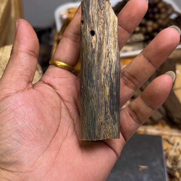 沉香碎屑沉香23克