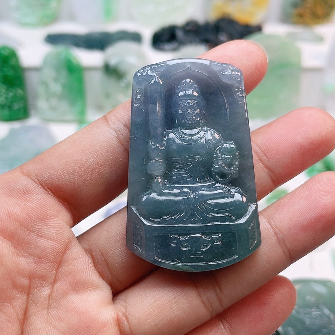 翡翠颈饰未镶嵌不动