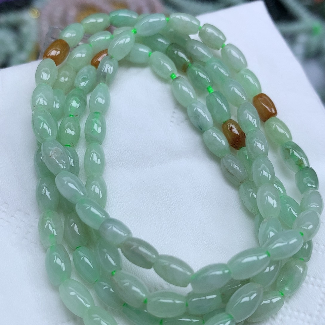 翡翠未镶嵌套链翡翠吊坠