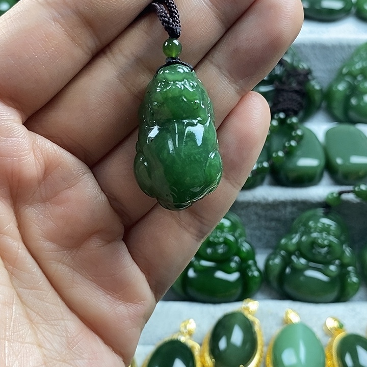 和田玉（碧玉）未镶嵌颈饰