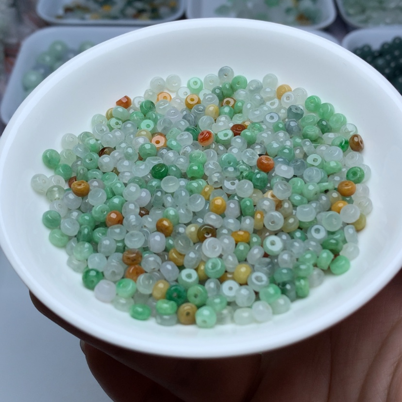 【闪购商品】未镶嵌翡翠手链卡2.8乘4.5冰三彩算盘60颗
