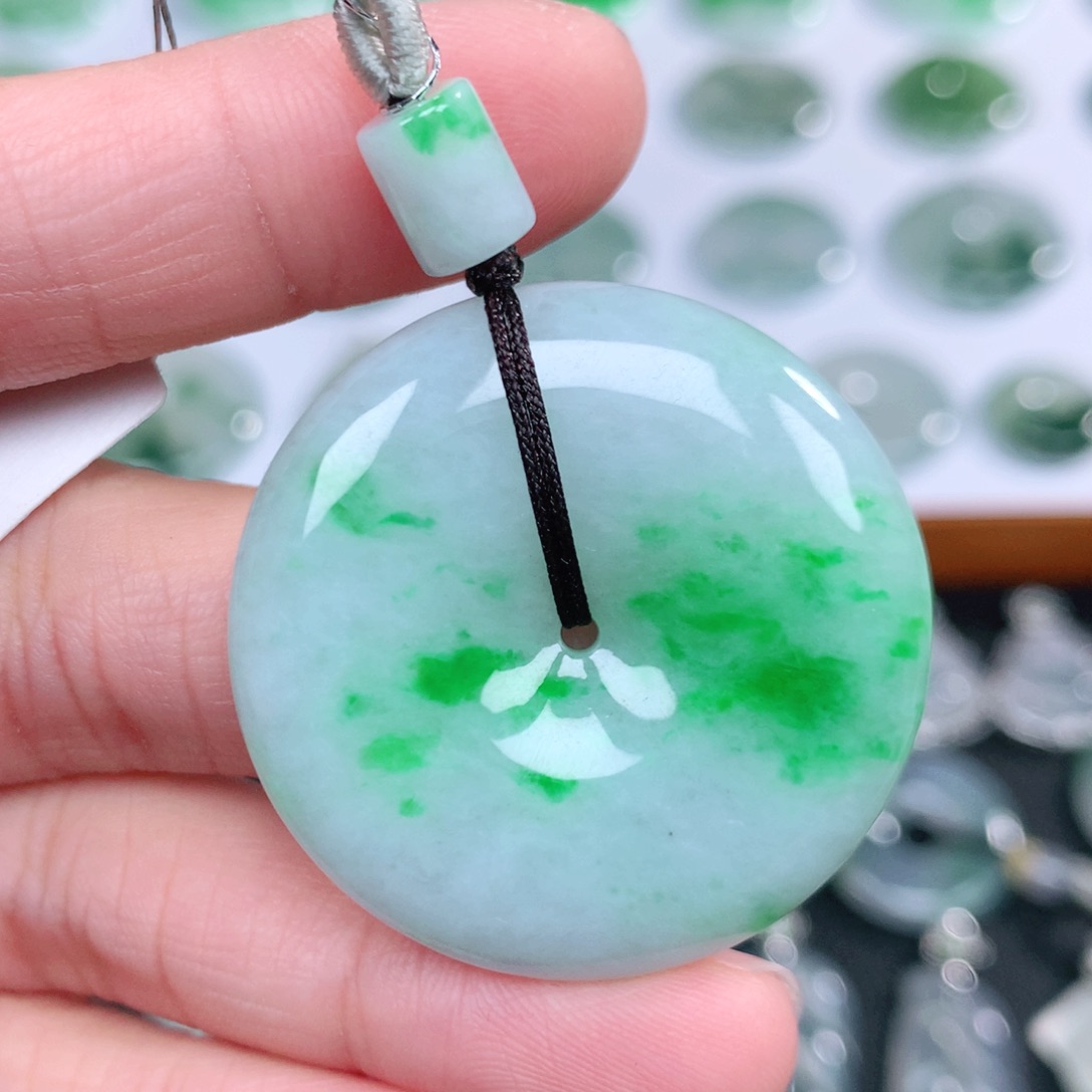 翡翠未镶嵌吊坠(不含链)36-7.8