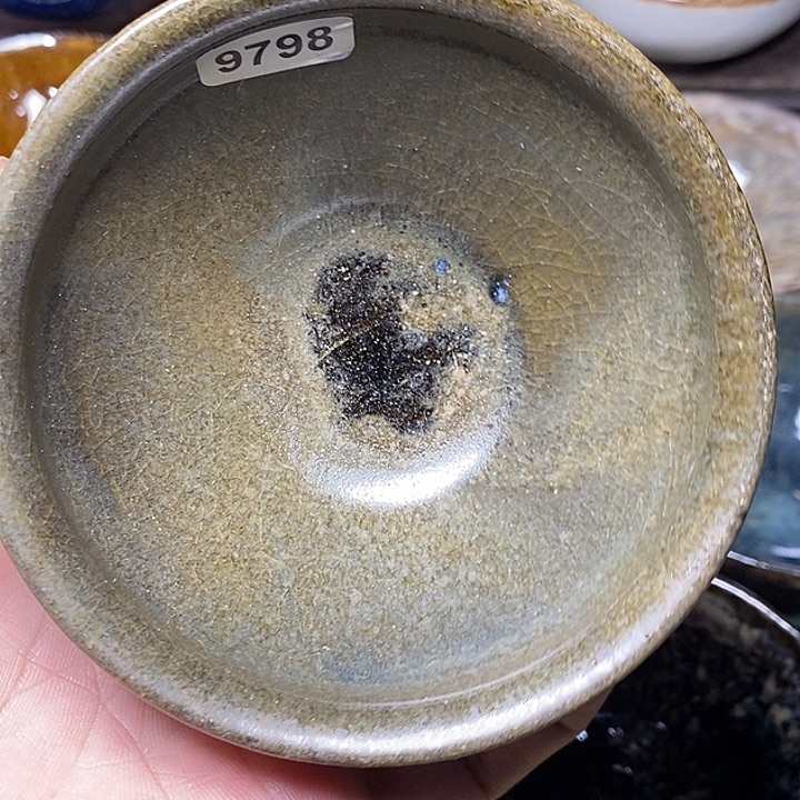 茶盏9.7粘足 底足有微磕