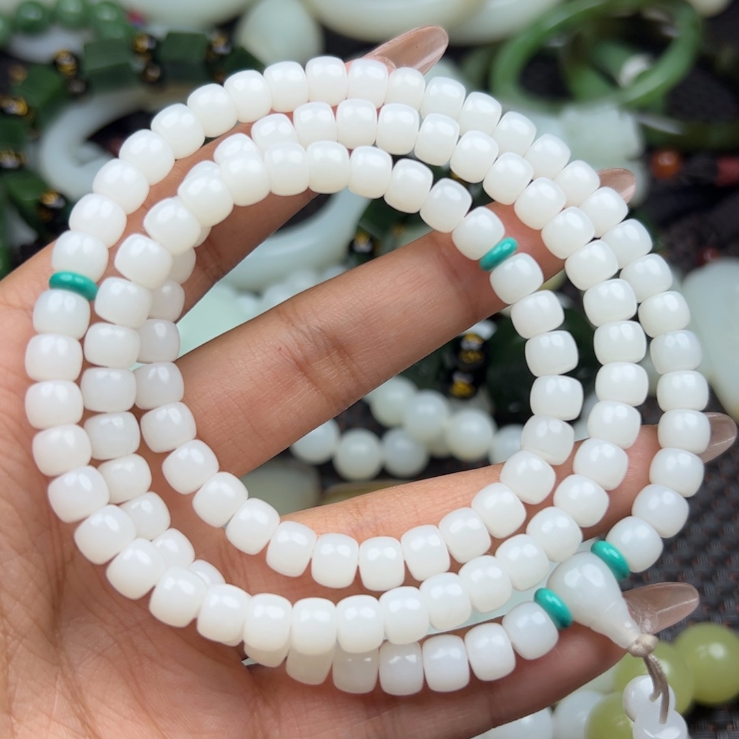 和田玉吊坠未镶嵌