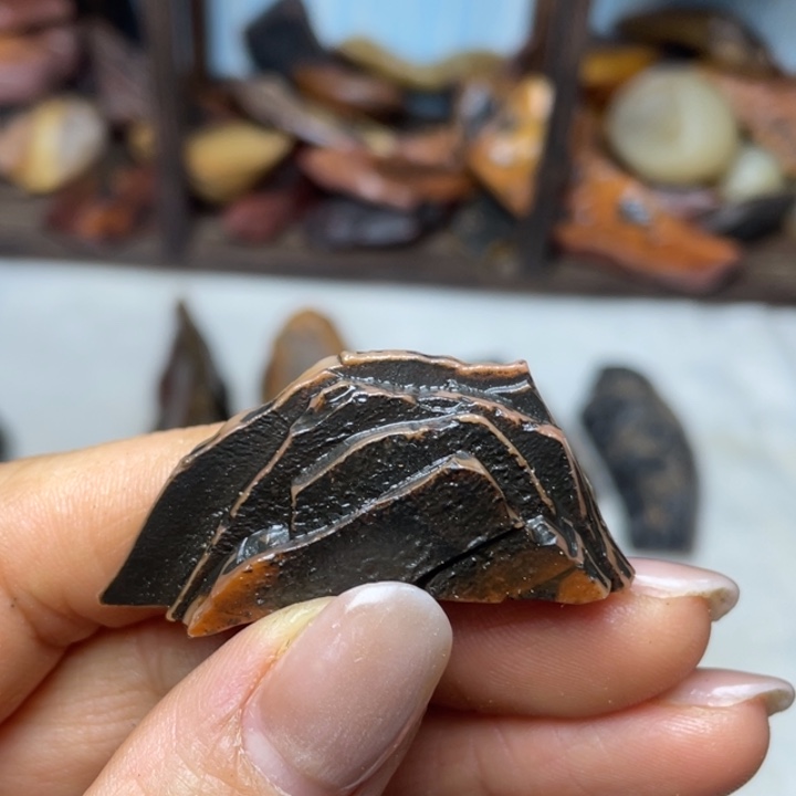 神***罗石材戈壁牧民美石原石