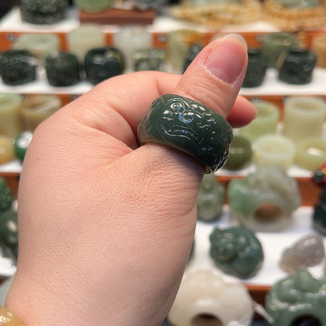 和田玉（糖玉）未镶嵌戒指