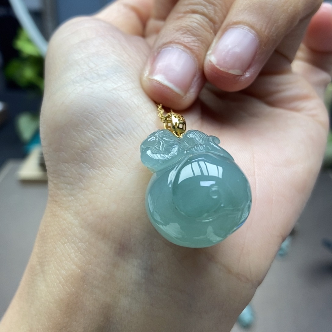 翡翠颈饰18K金镶嵌福利
