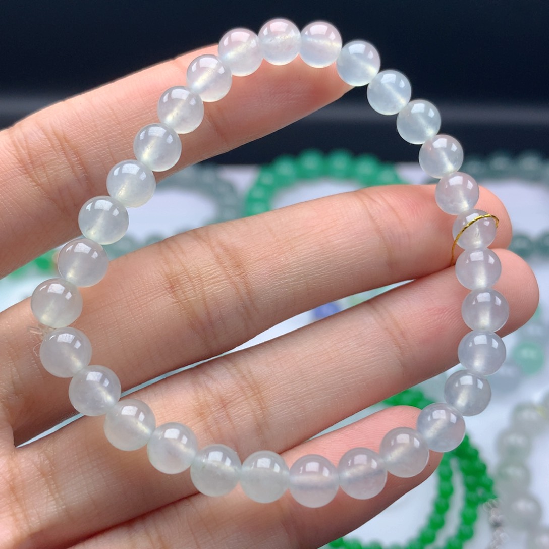 翡翠手链未镶嵌卡