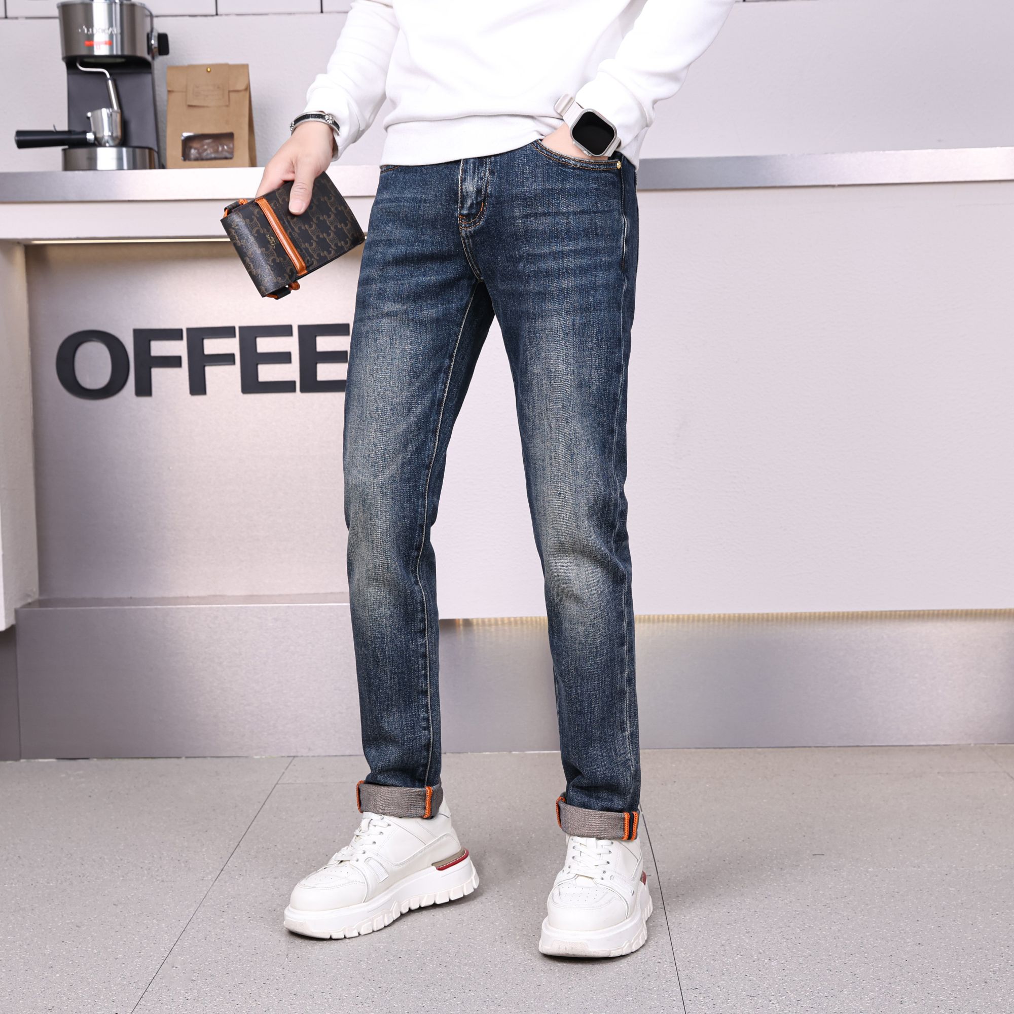 欧货男士修身小脚牛仔裤