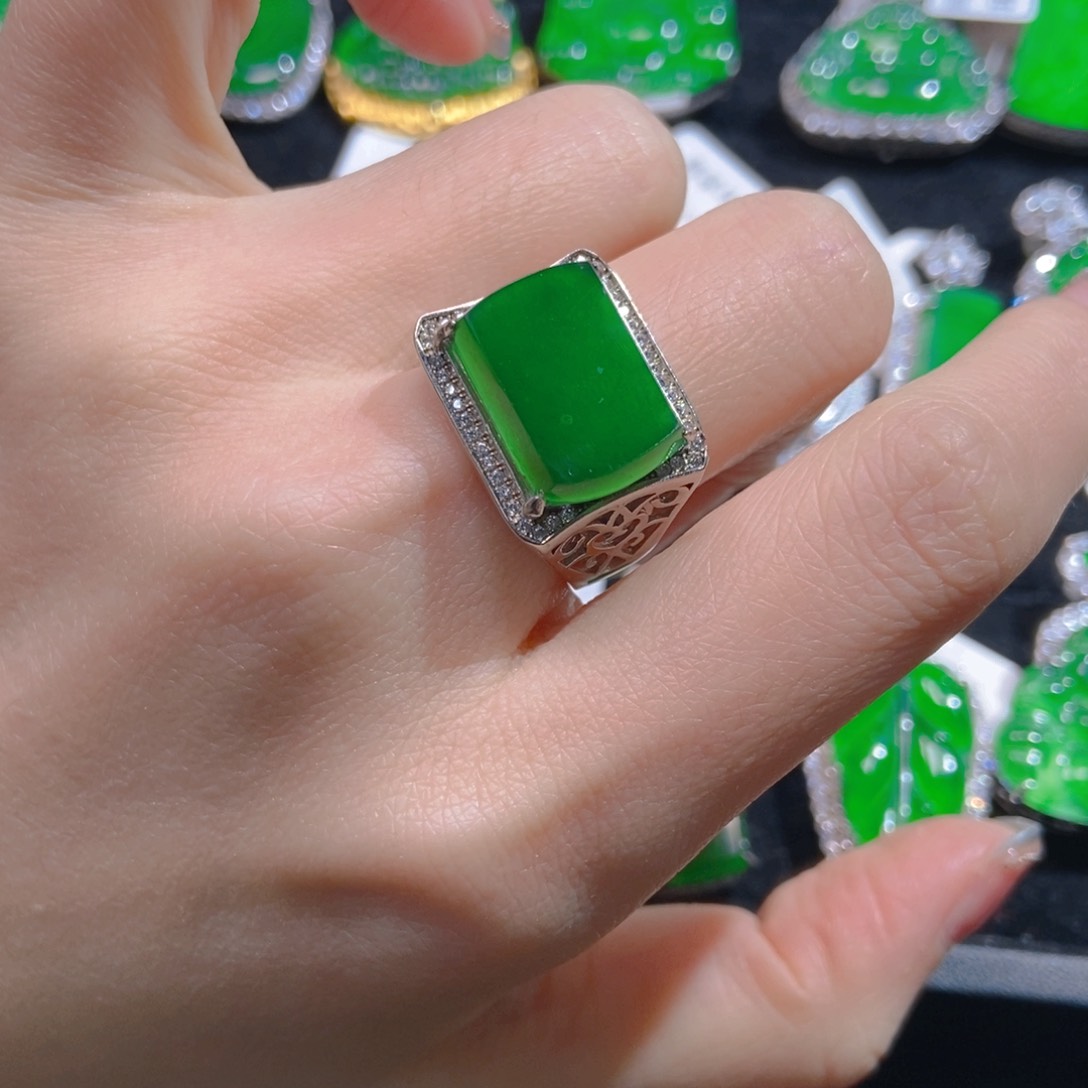 翡翠吊坠(不含链)银S925镶嵌