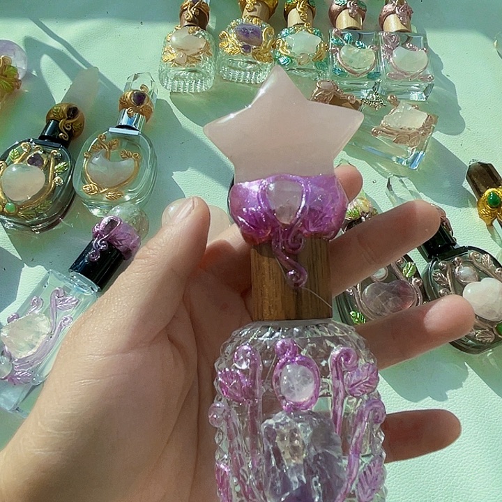 我***妹未镶嵌水晶摆件水晶