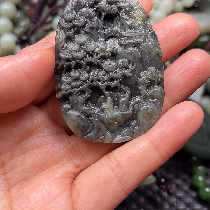 和田玉颈饰未镶嵌