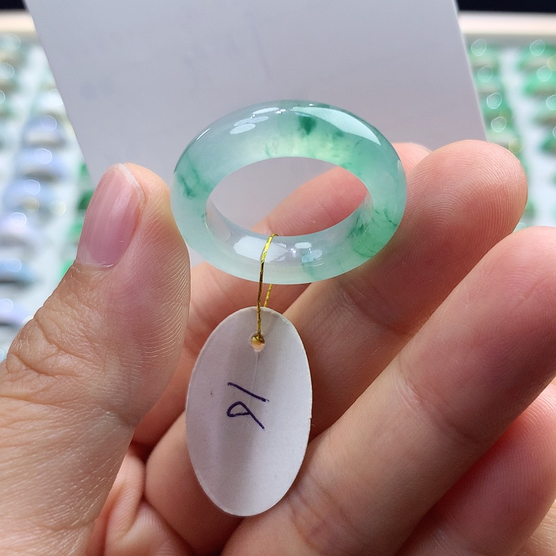 翡翠戒指未镶嵌16圈