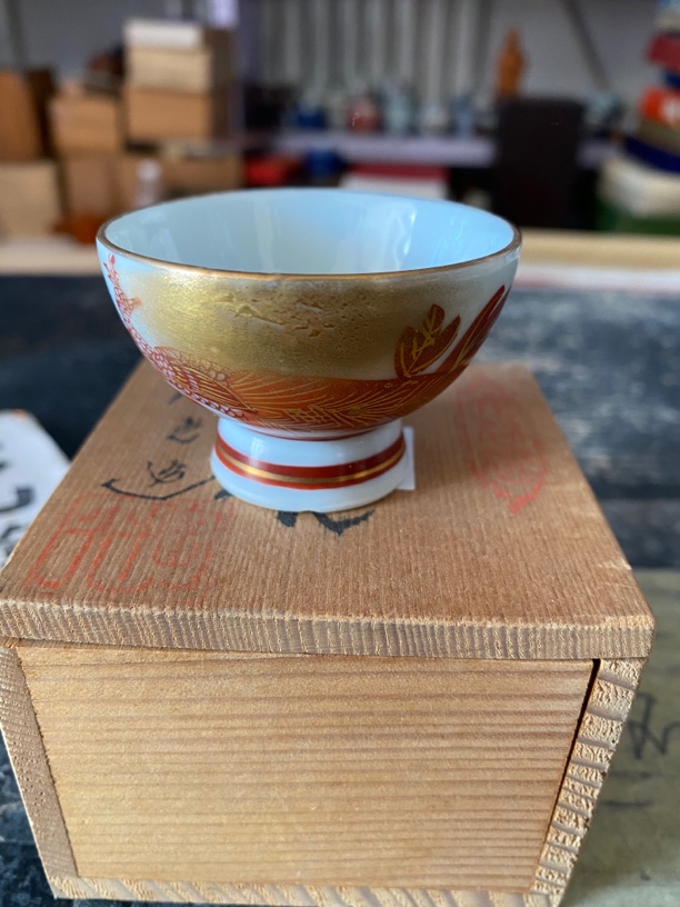 九谷锦泉，杯子，不是原盒口径5高3.5，底部窑带！