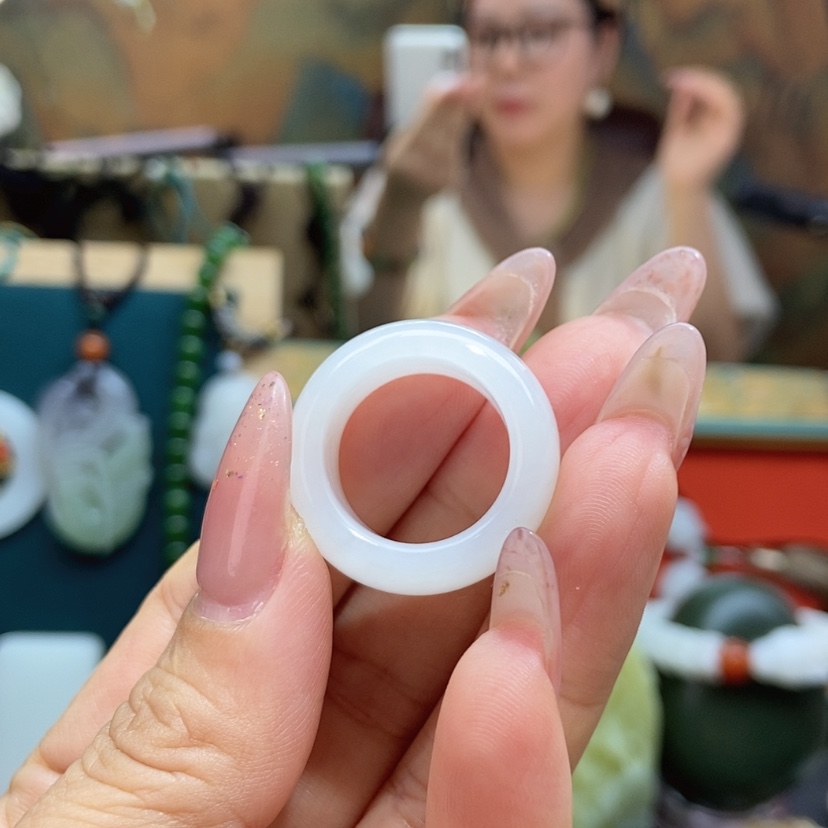 【闪购商品】未镶嵌手链和田玉