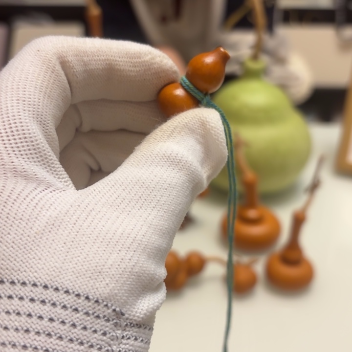 *****天然手捻老皮葫芦