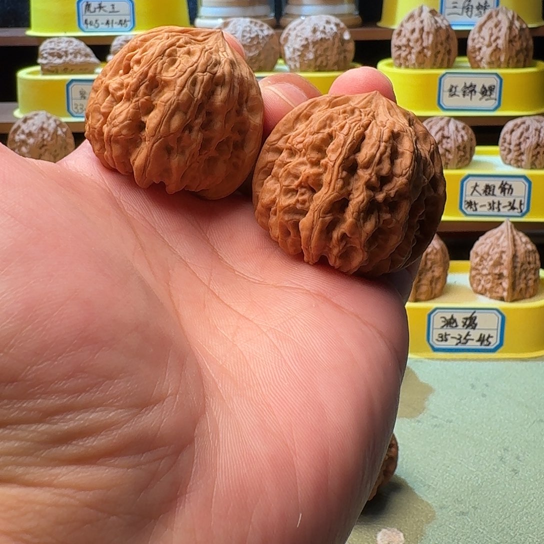 吊坠文玩核桃平谷凹底42全品