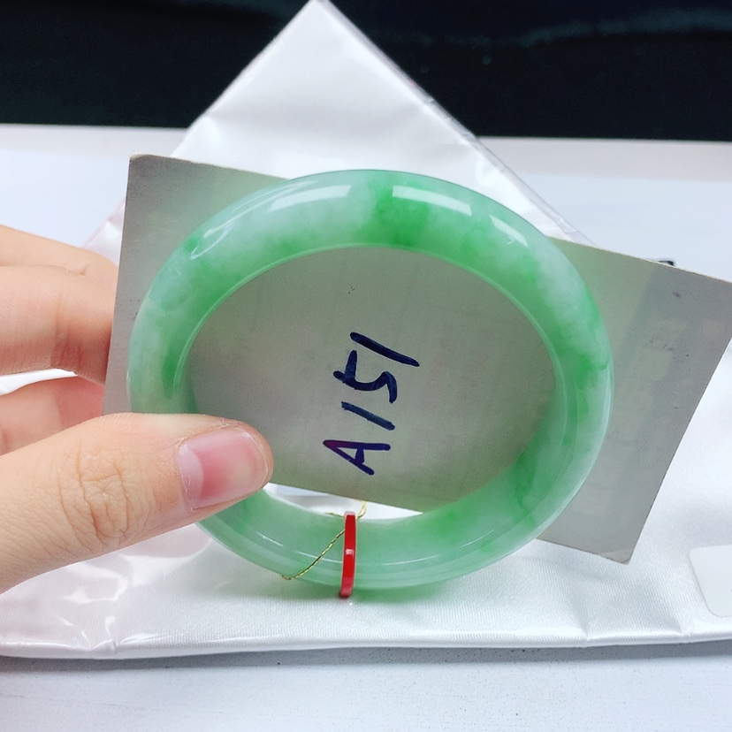 【闪购商品】翡翠手镯未镶嵌天然缅甸a货手镯55