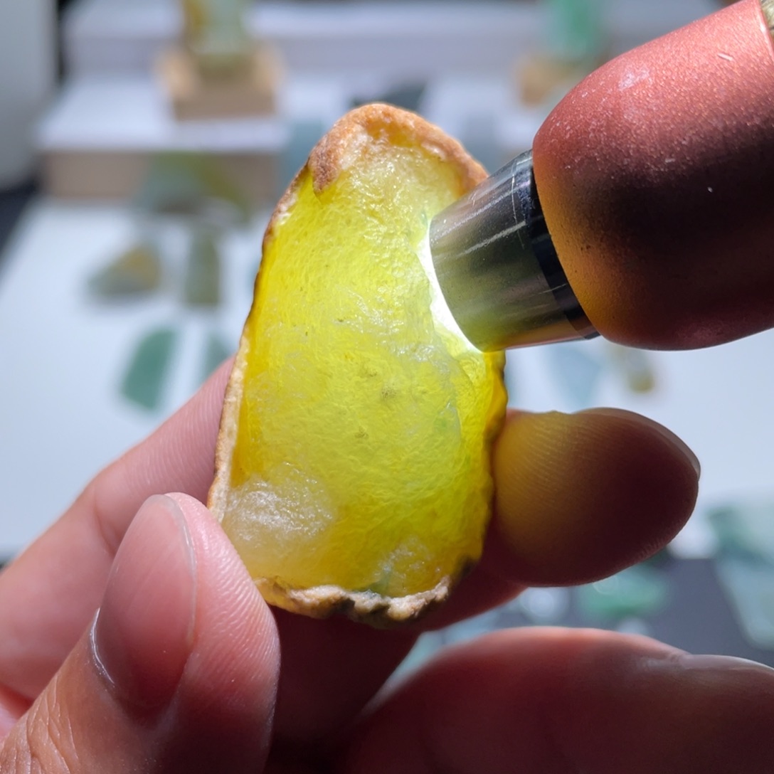 未镶嵌定制翡翠折后包工价