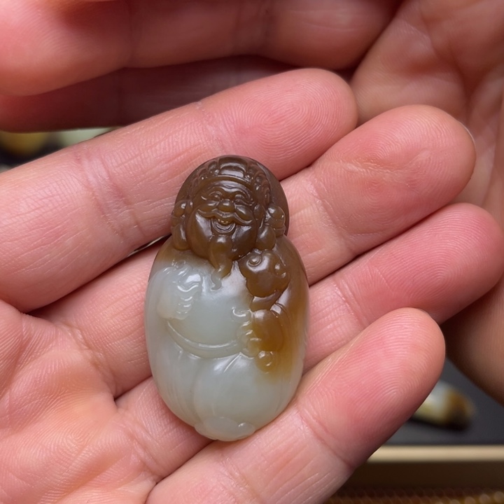 和田玉（糖玉）未镶嵌颈饰