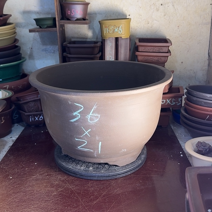 紫砂花盆，手工制作