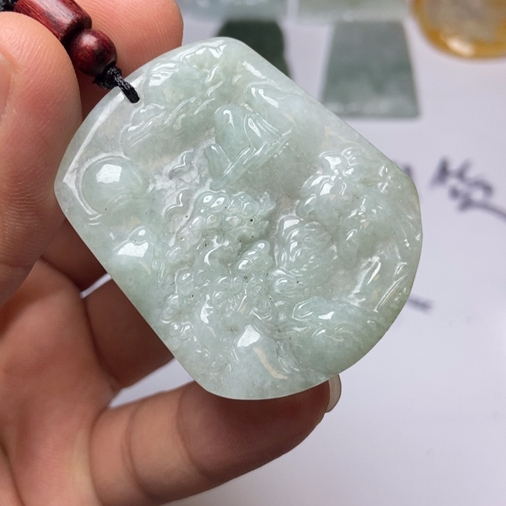 翡翠未镶嵌颈饰翡翠